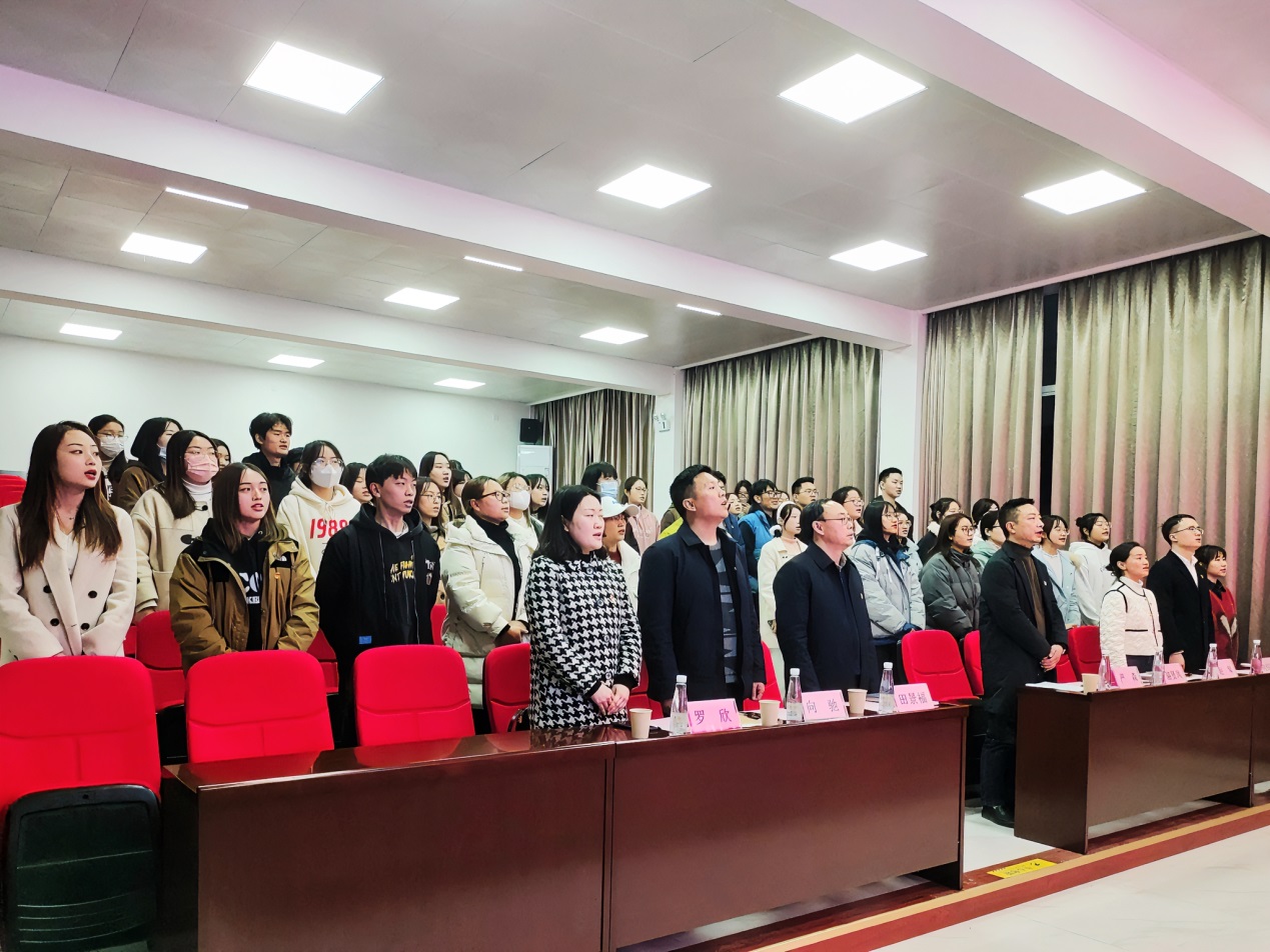 说明: F:\工作\团学工作\宣传中心\2023年春\230226 主题班团会(张艺佳,曹丽君)\张艺佳2.jpg