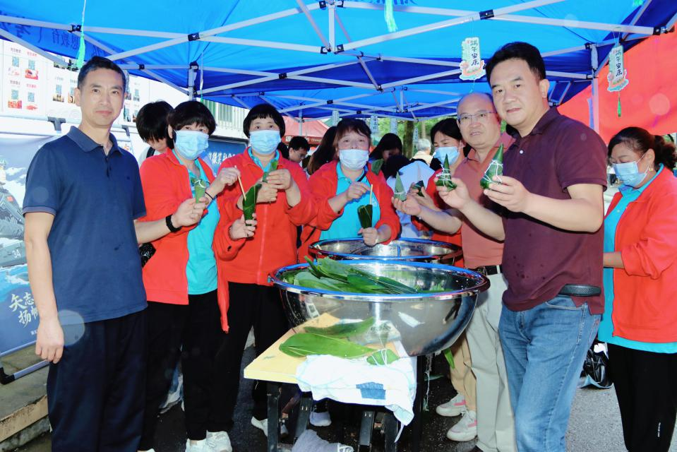 弘扬民族文化 感受民族风情——我校第四届民族文化节开幕